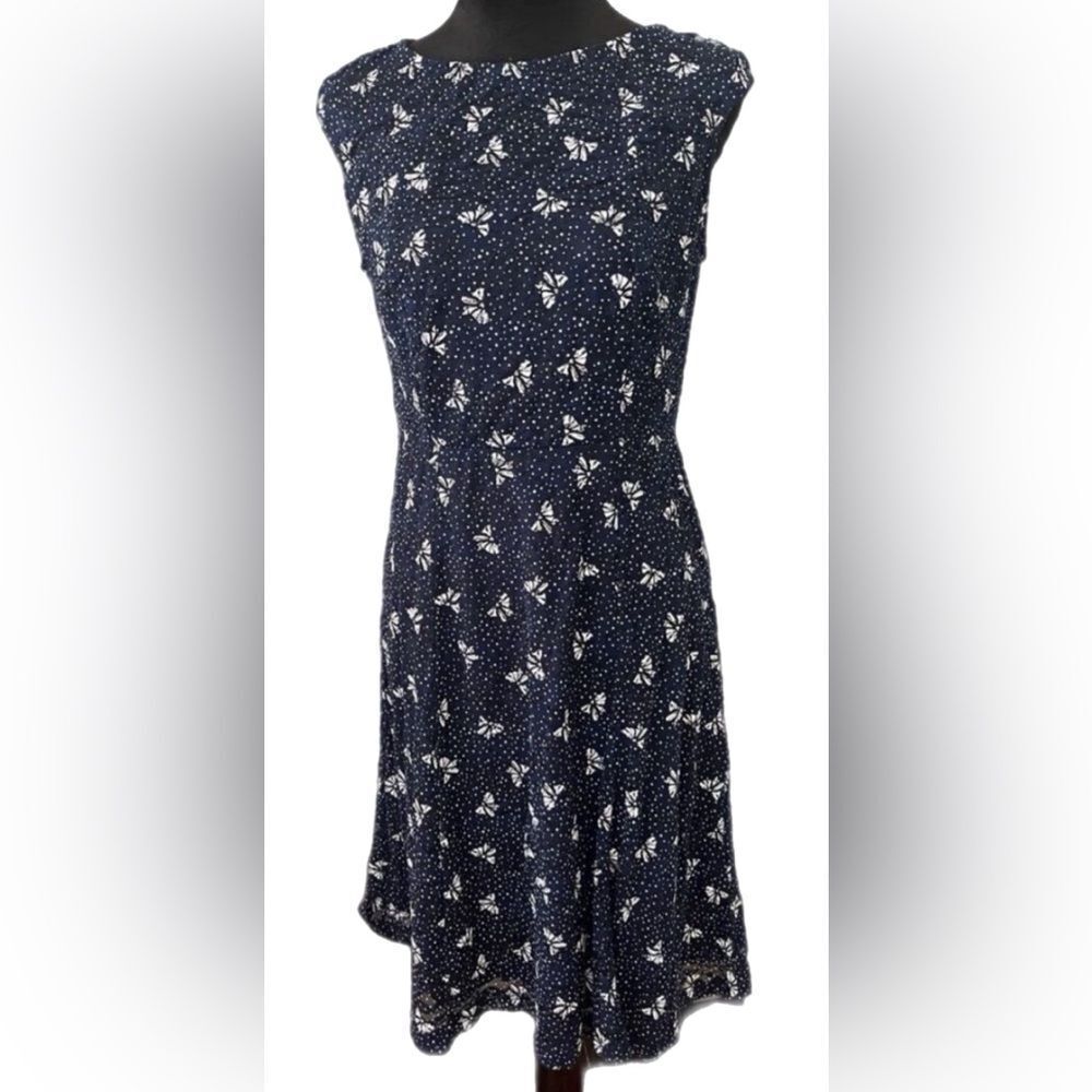 Candalate Navy Blue Lace dress. Size Medium